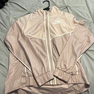 Women’s Nike Windbreaker